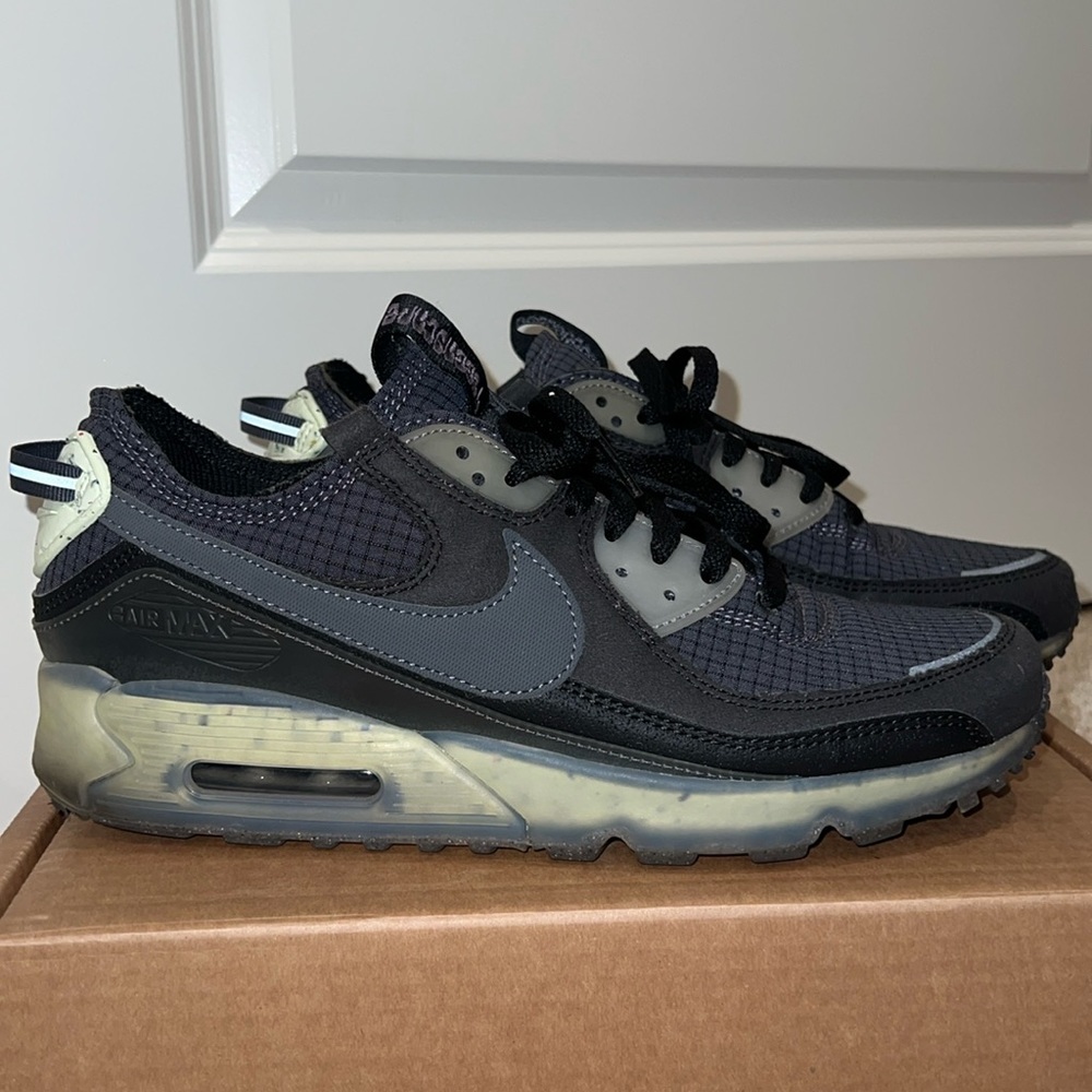 NIKE AIR MAX Terrascope 90